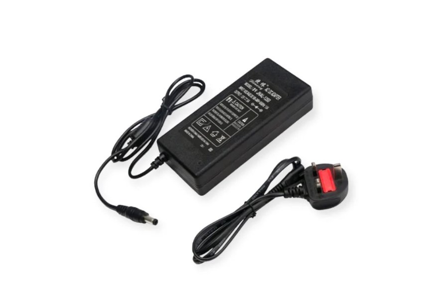 محول كهرباء للكاميرات 12V 10A